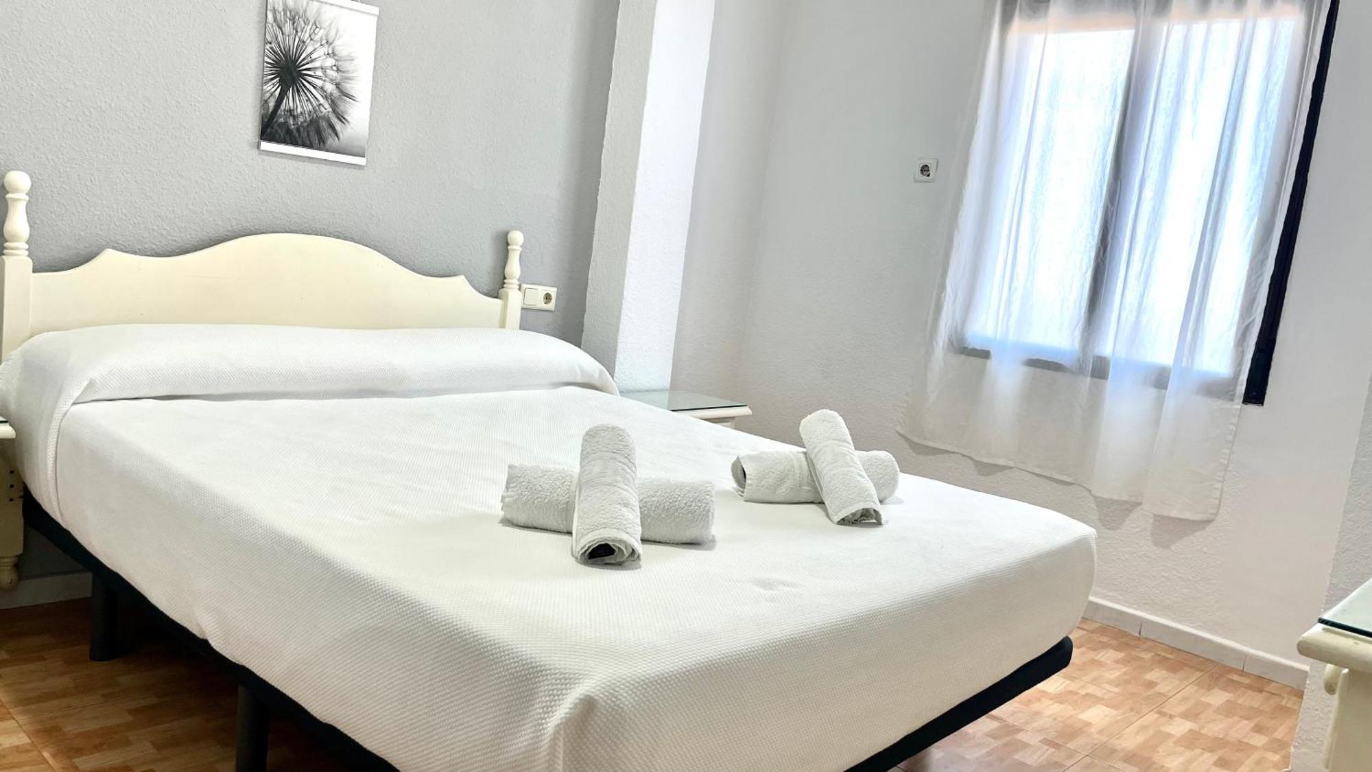 Hostal Carlos III Aldea Quintana Exterior foto